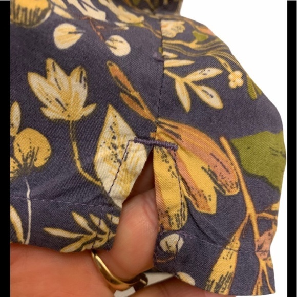 Susina Flower Design Top Size M - Picture 6 of 9